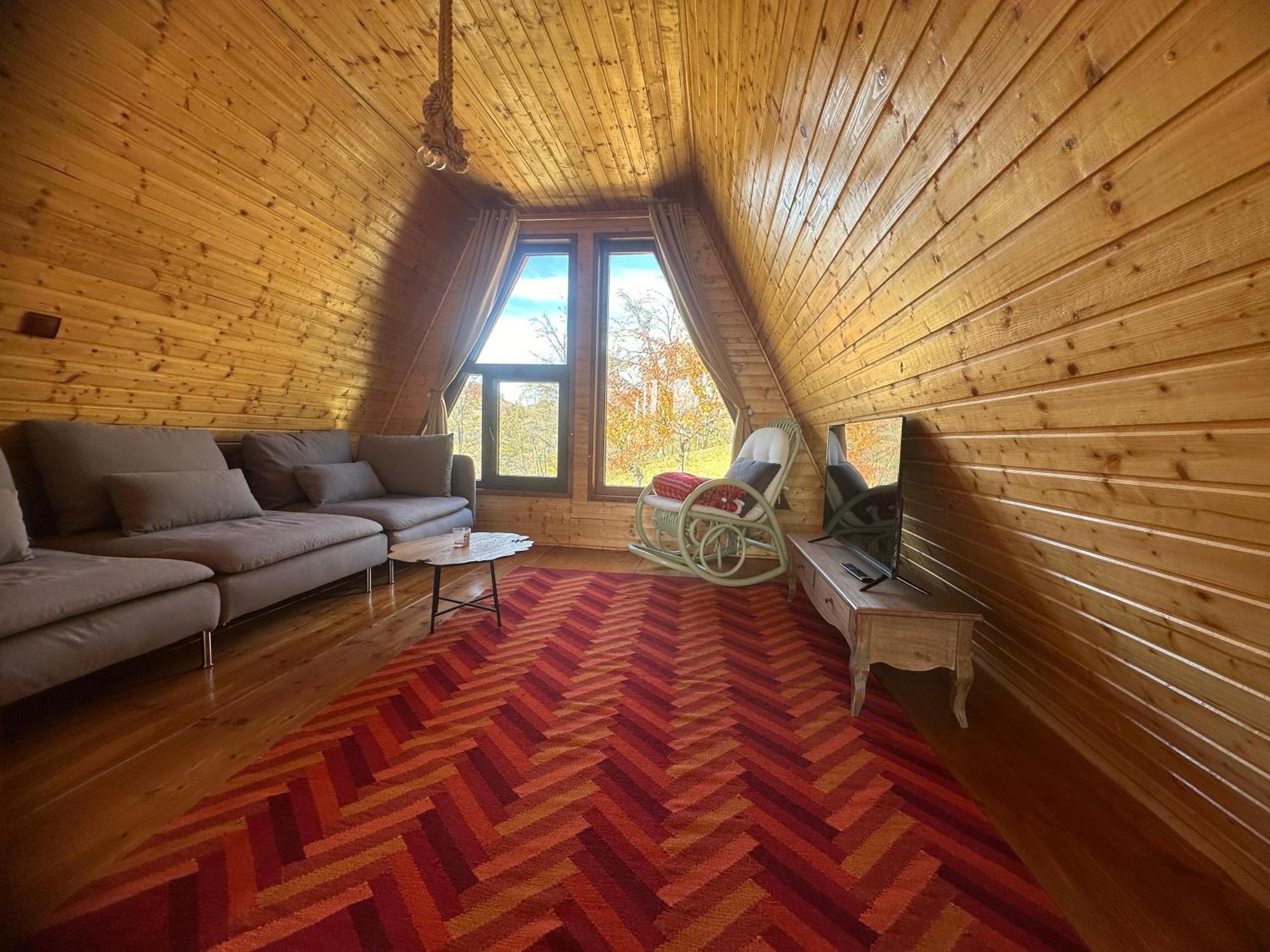Rubicon Cabins Secaria Luaran gambar